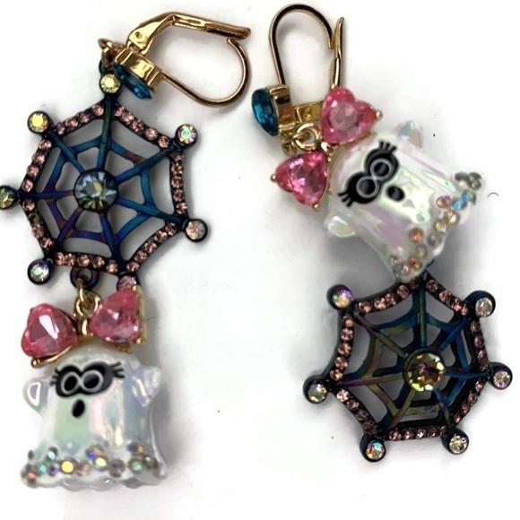 Betsey Johnson White Ghost Halloween Earrings NWT - Picture 5 of 6